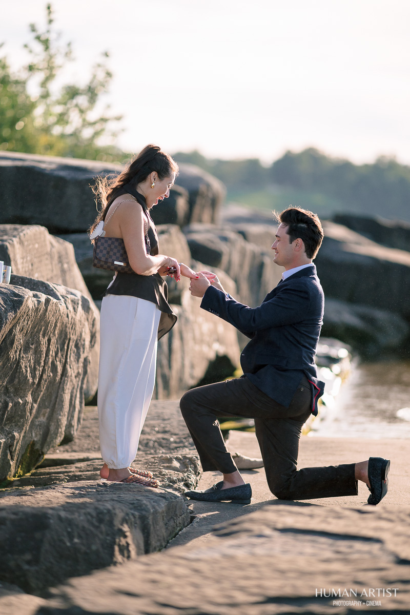Marriage-Proposal-at-Edgewater-Beach-2