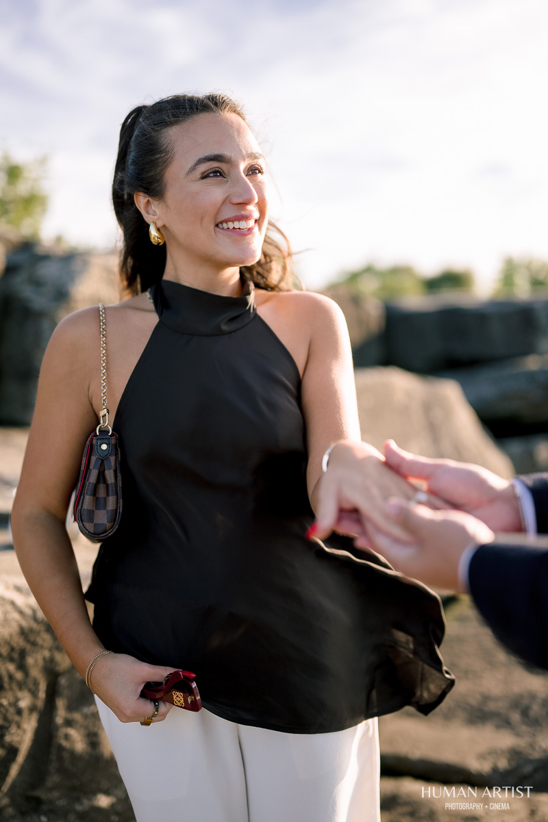 Marriage-Proposal-at-Edgewater-Beach-4